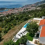 Kostela Makarska
